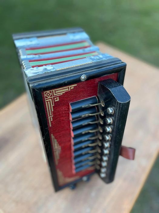 Dziecięcy akordeon antyk
