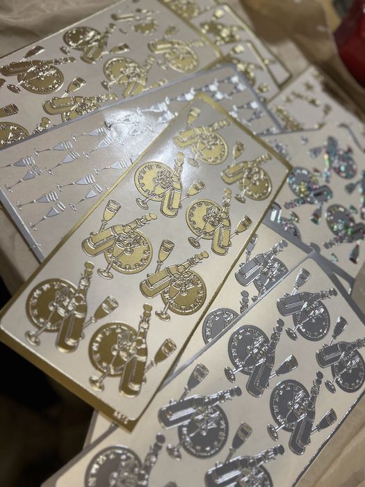 Zestaw 12 arkuszy naklejek Sylwester Nowy Rok szampan zegar kieliszki