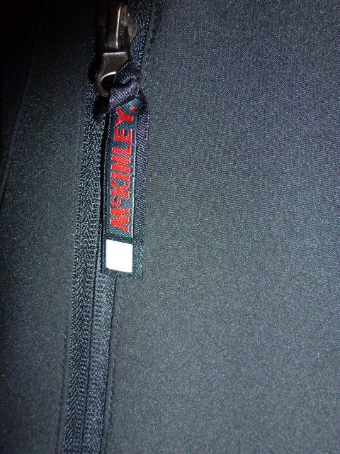 Bluza czarna termoaktywna Mc KINLEY softshell 3000