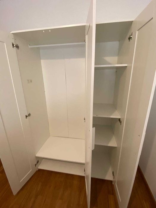 Roupeiro Ikea / BRIMNES