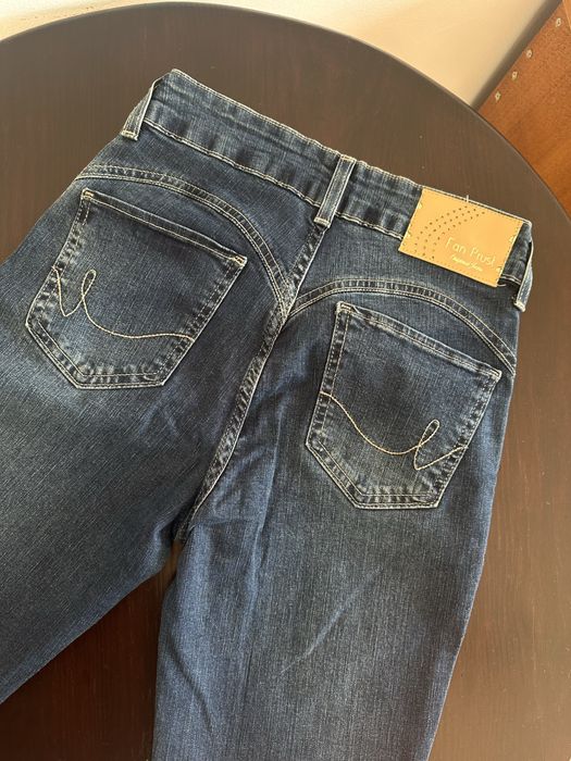 Duas calças jeans 38