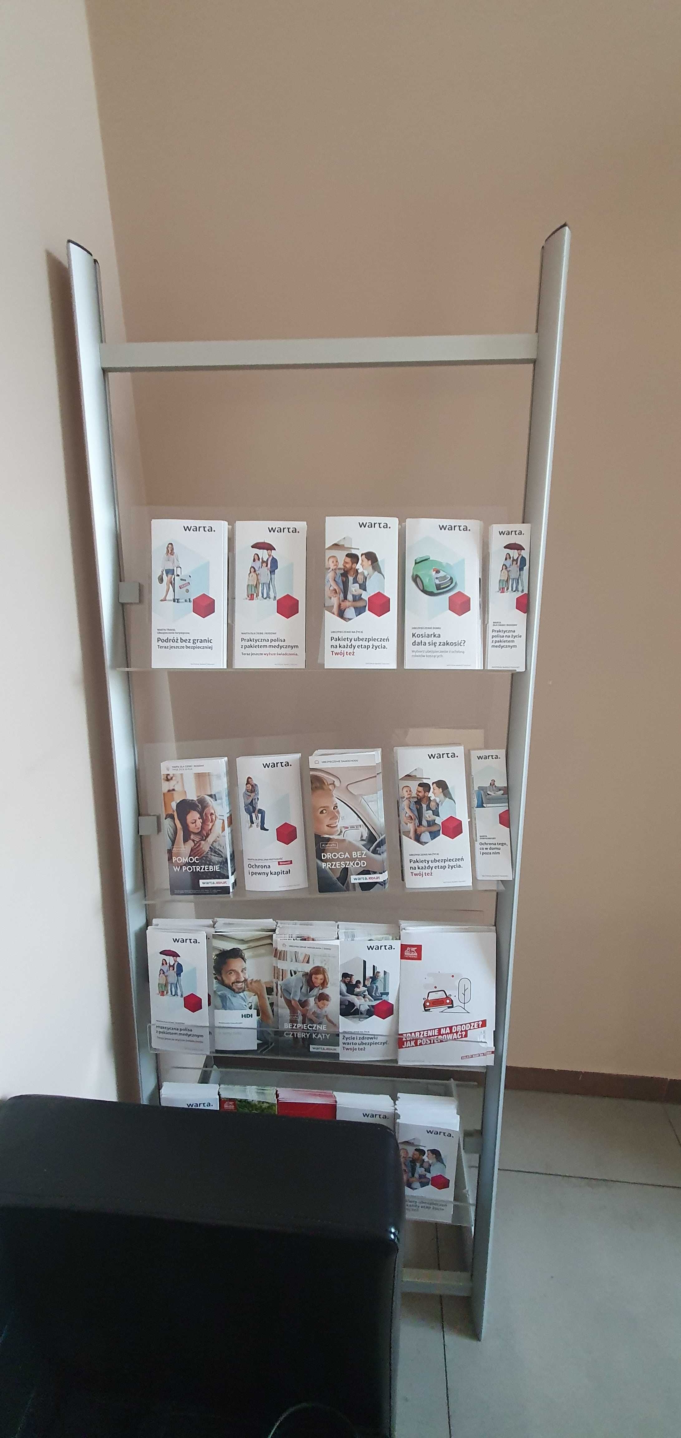 Stojak na ulotki
