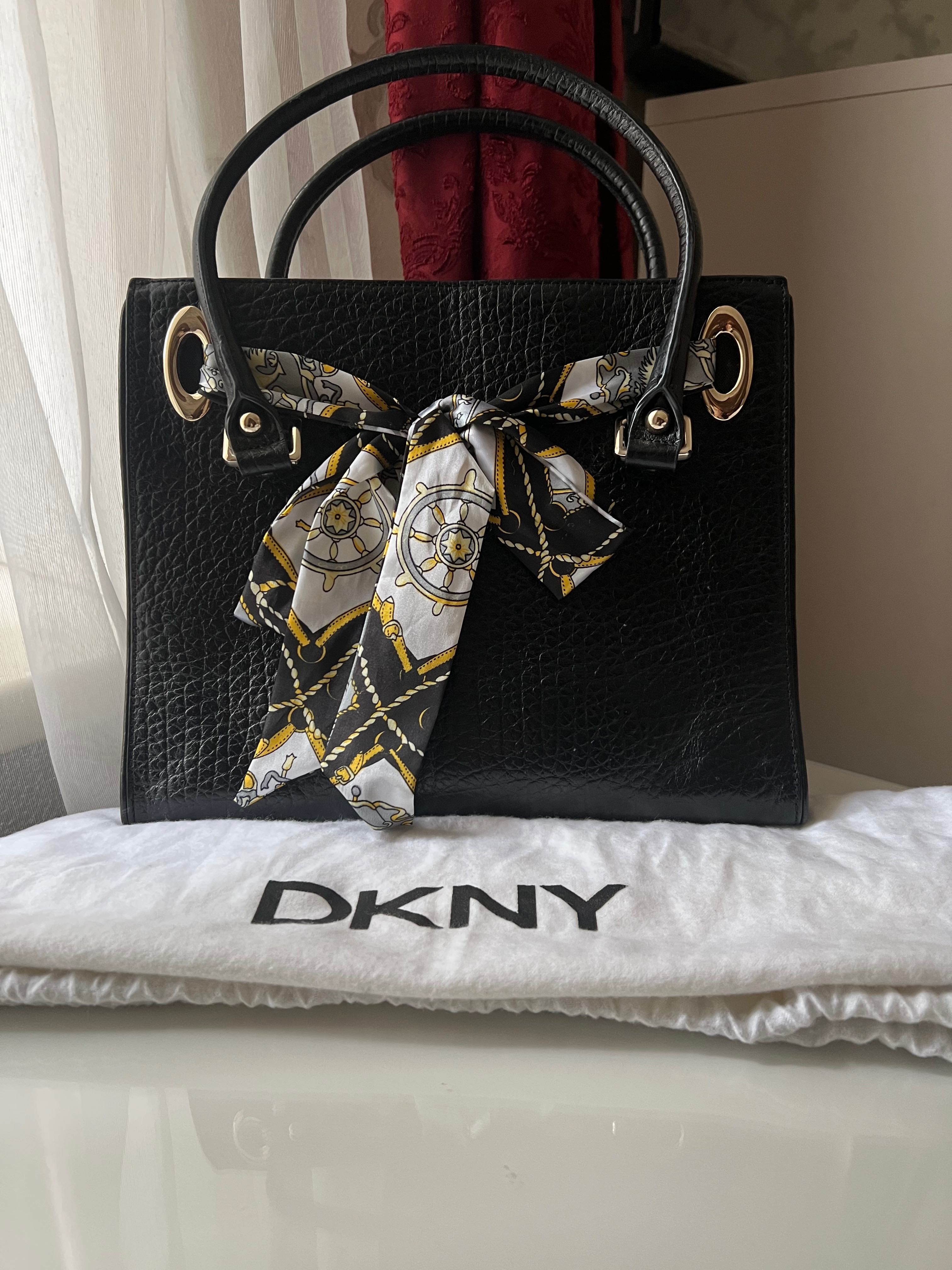 Сумка DKNY шкіра, кожаная