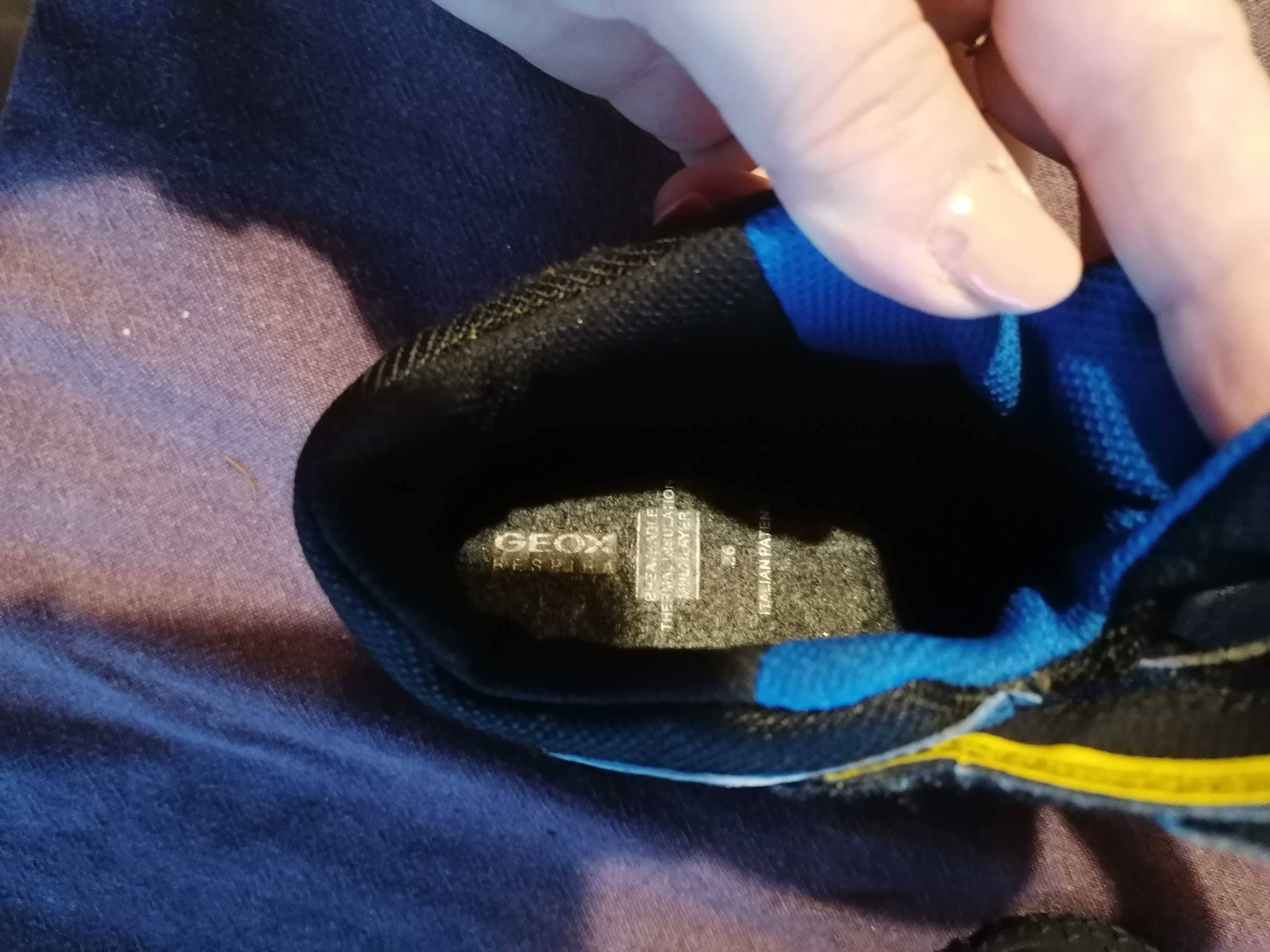 Buty jesienne Geox jak nowe dla chłopca roz. 26
