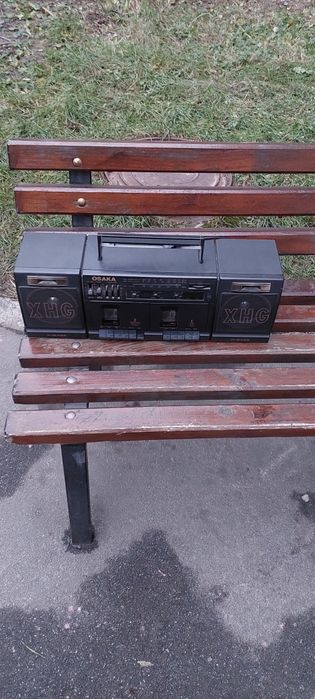 Музыкальный центр все 3штучки  есть в наличии,