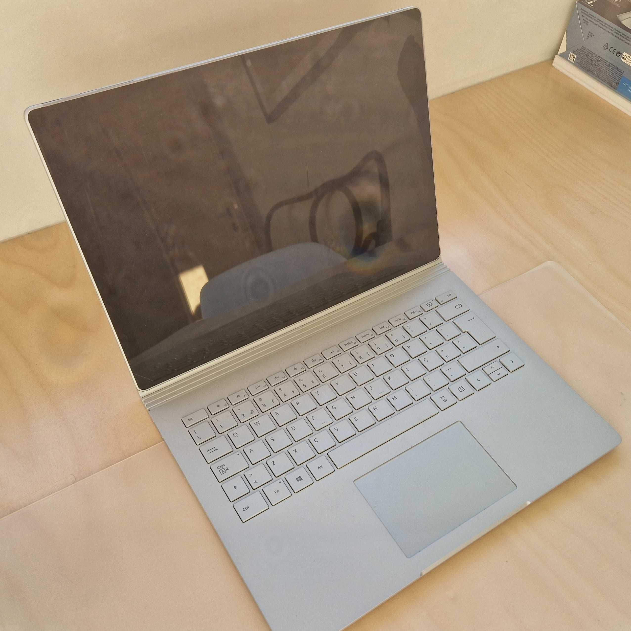 Surface Book 2 13.5", Intel® Core™ i5-8350U