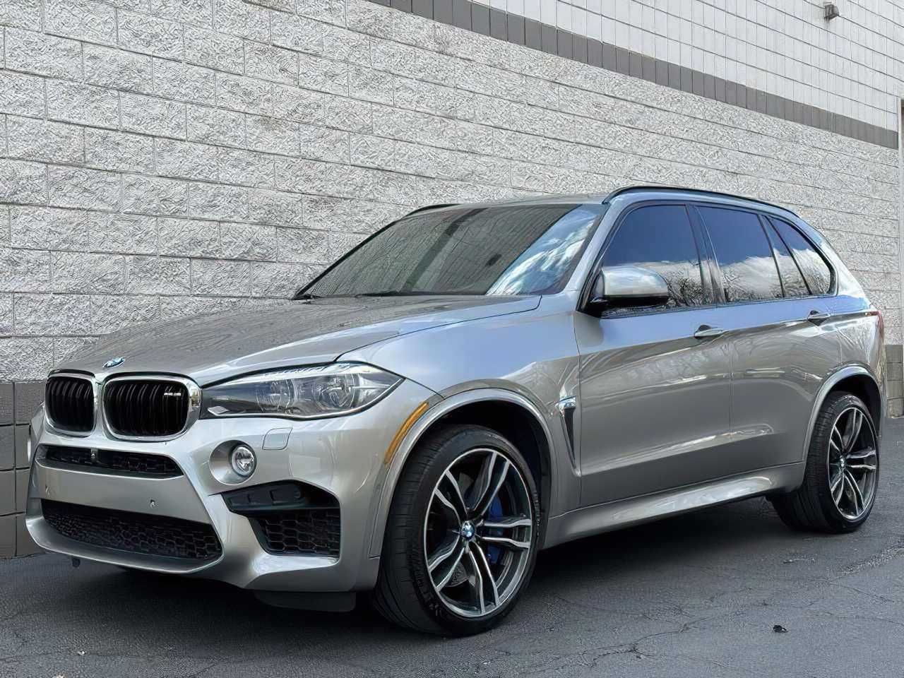 2017  BMW  X5  M