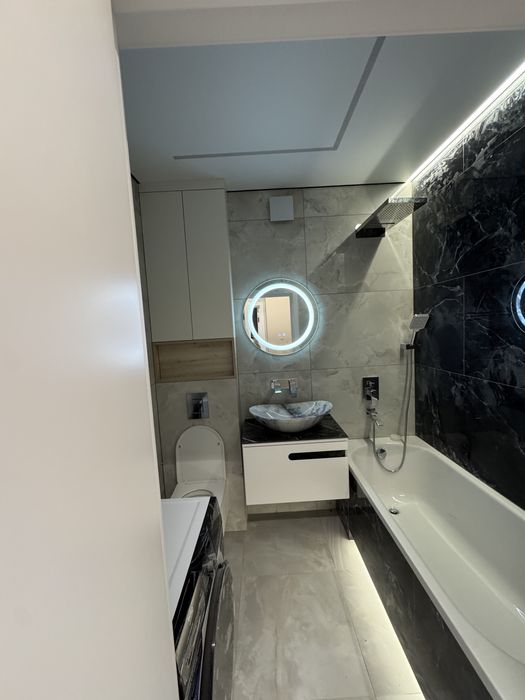 Продам квартиру.ЖК Софія Клубний 1к 41кв.м я власник.Біля паркінгу.