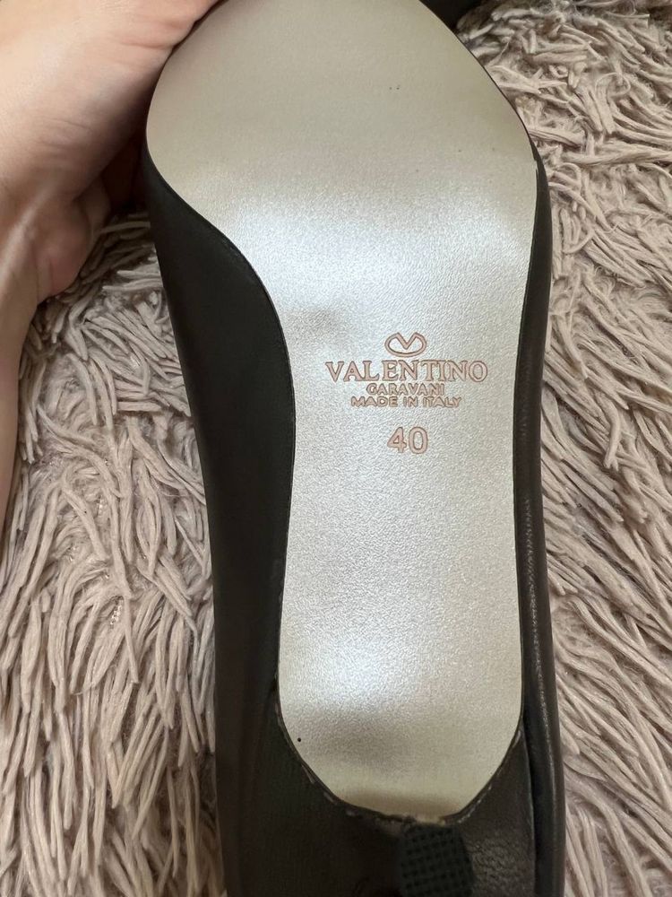 Лодочки Valentino