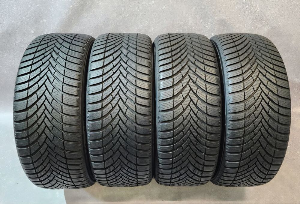 245.45.19 Semperit Speed-Grip5 4шт новая