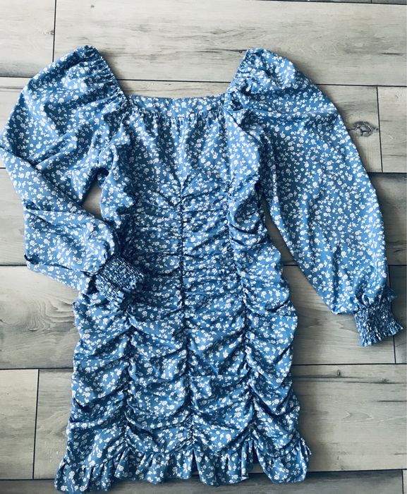 Платье нарядное выпускное SHEIN