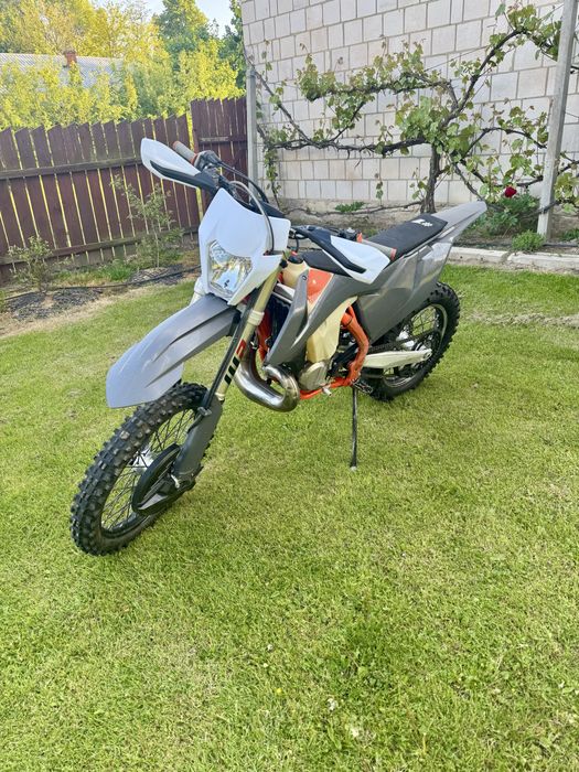 KTM 300 EXC TPI  TE 300 EC300