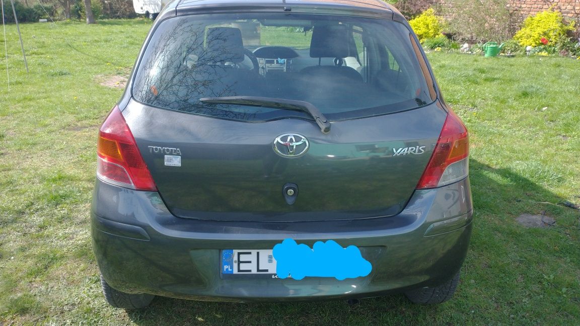 Toyota Yaris 1,33 2009r