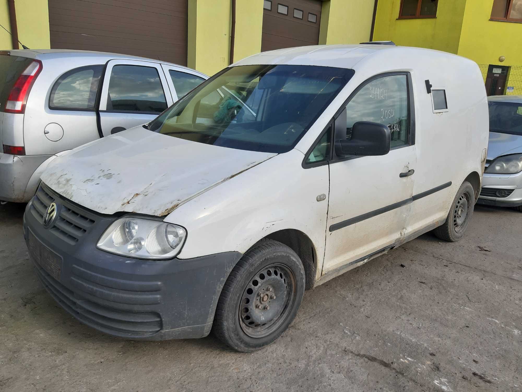 zderzak VW Caddy III maska drzwi błotnik klapa lampa części