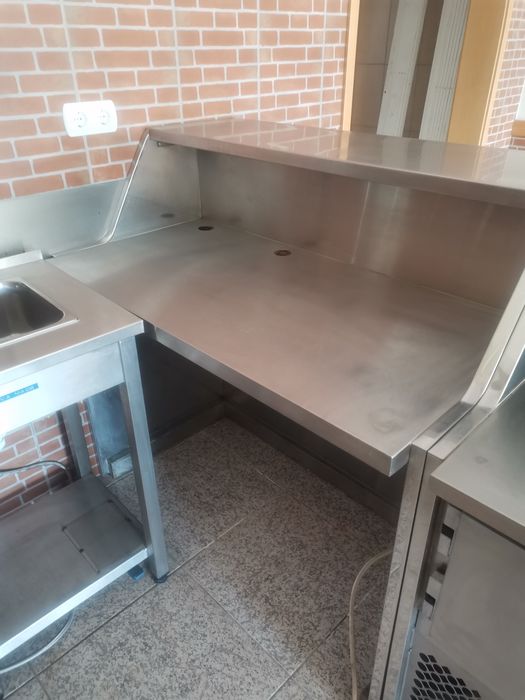 Balcão neutro de café