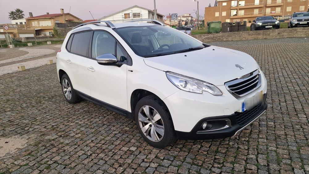 Peugeot 2008 1.2 PureTech Style