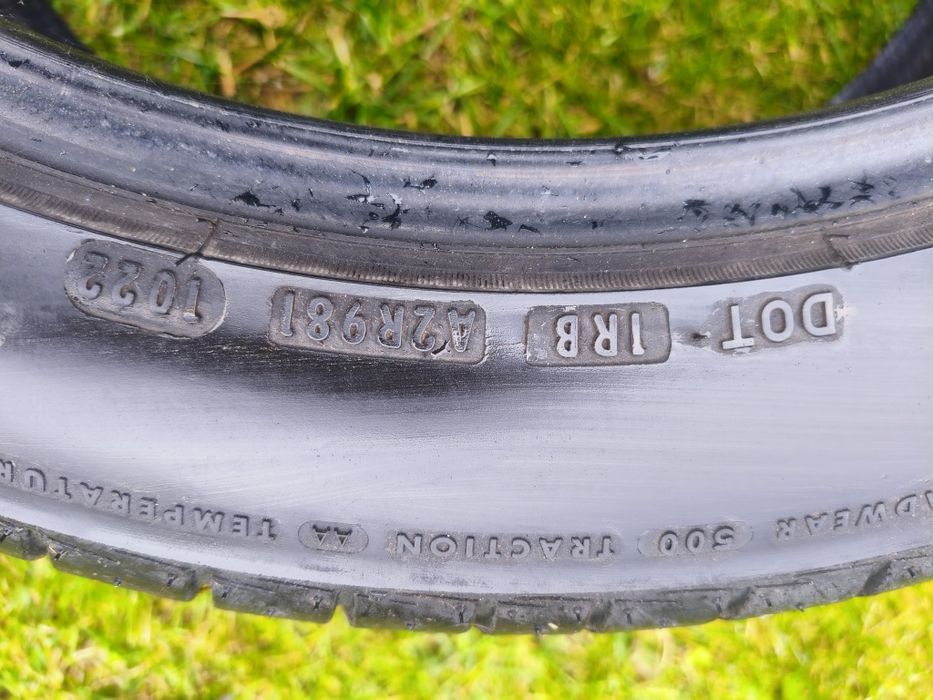 Opony Bridgestone Potenza Re980AS 274/40/1919'