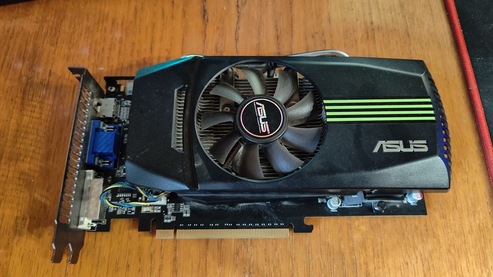 Відеокарта Asus GTS450