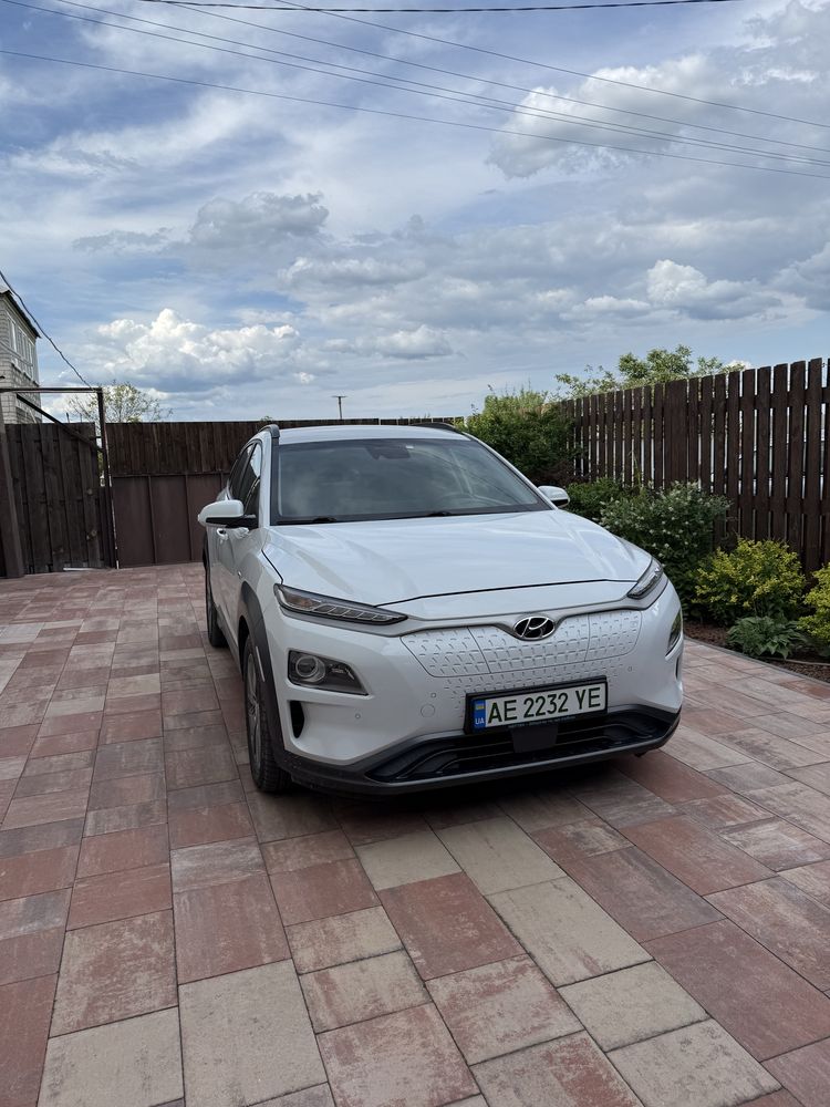Hyundai Kona 64 premium