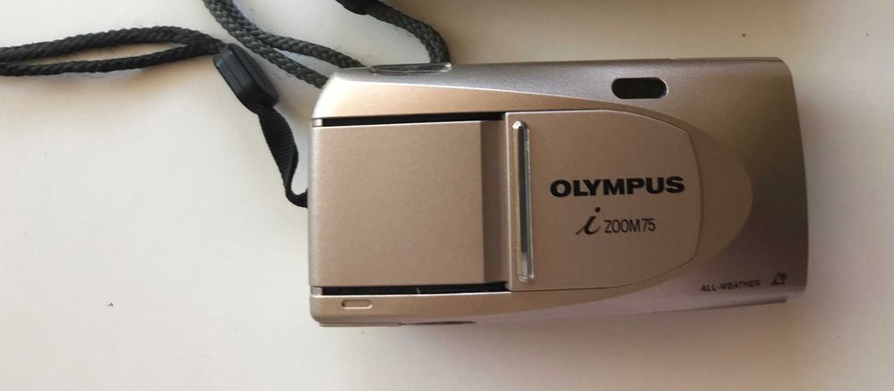 OPORTUNIDADE PARA PEÇAS - Máquina Fotográfica Olympus