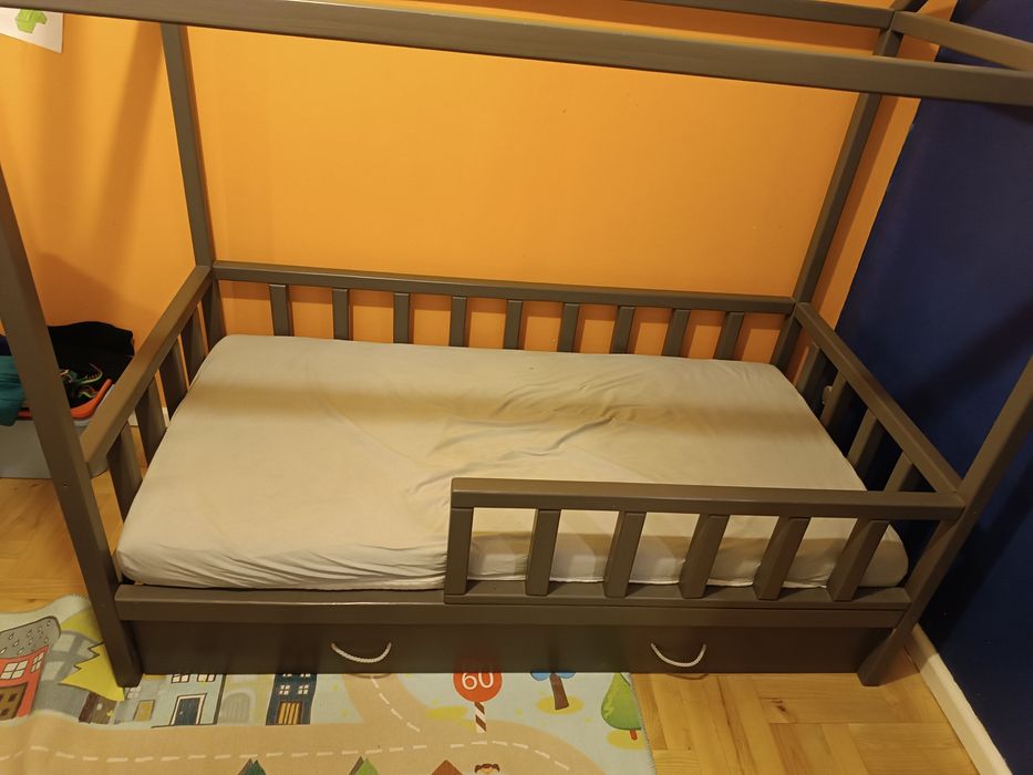 Łóżko drewniane, domek dla dziecka 160x80