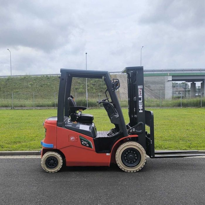 Wózek widłowy wynajem, Wynajem wózka widłowego, Solec KujawskiGRUPAPGW