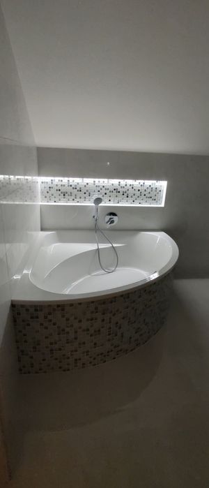 Remont wykończenie łazienki Gres Płytki Kafelkarz Glazurnik malowanie