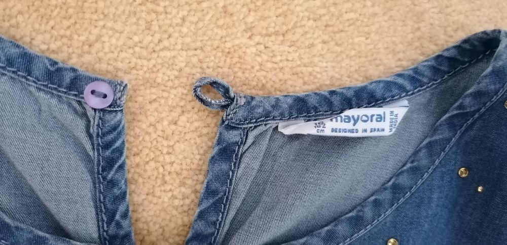 Sukienka  firmy  Mayoral