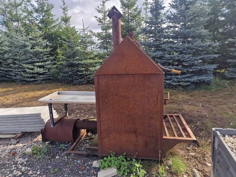 Wędzarnia z grubej blachy solidna