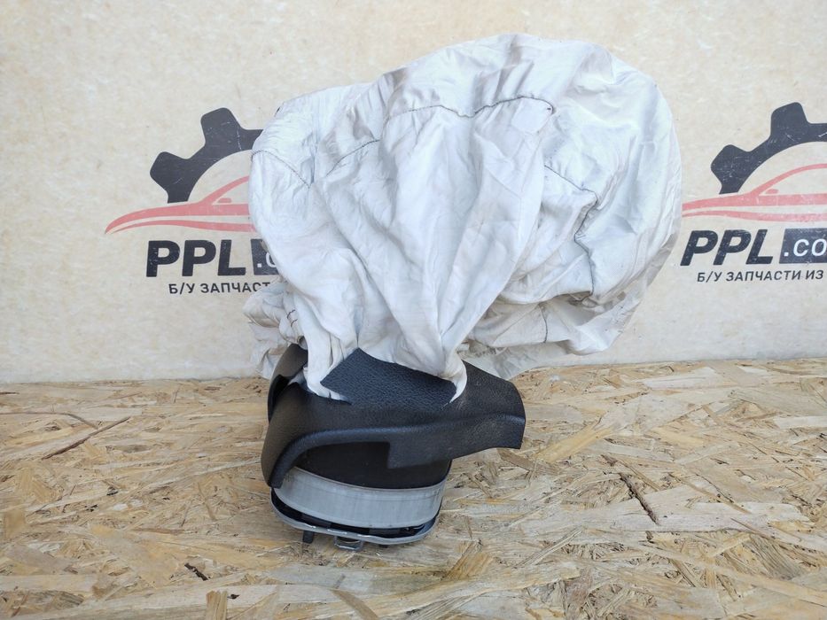 VW Jetta V 05-11 Golf V Passat B6 Подушка безопасности водителя в руль