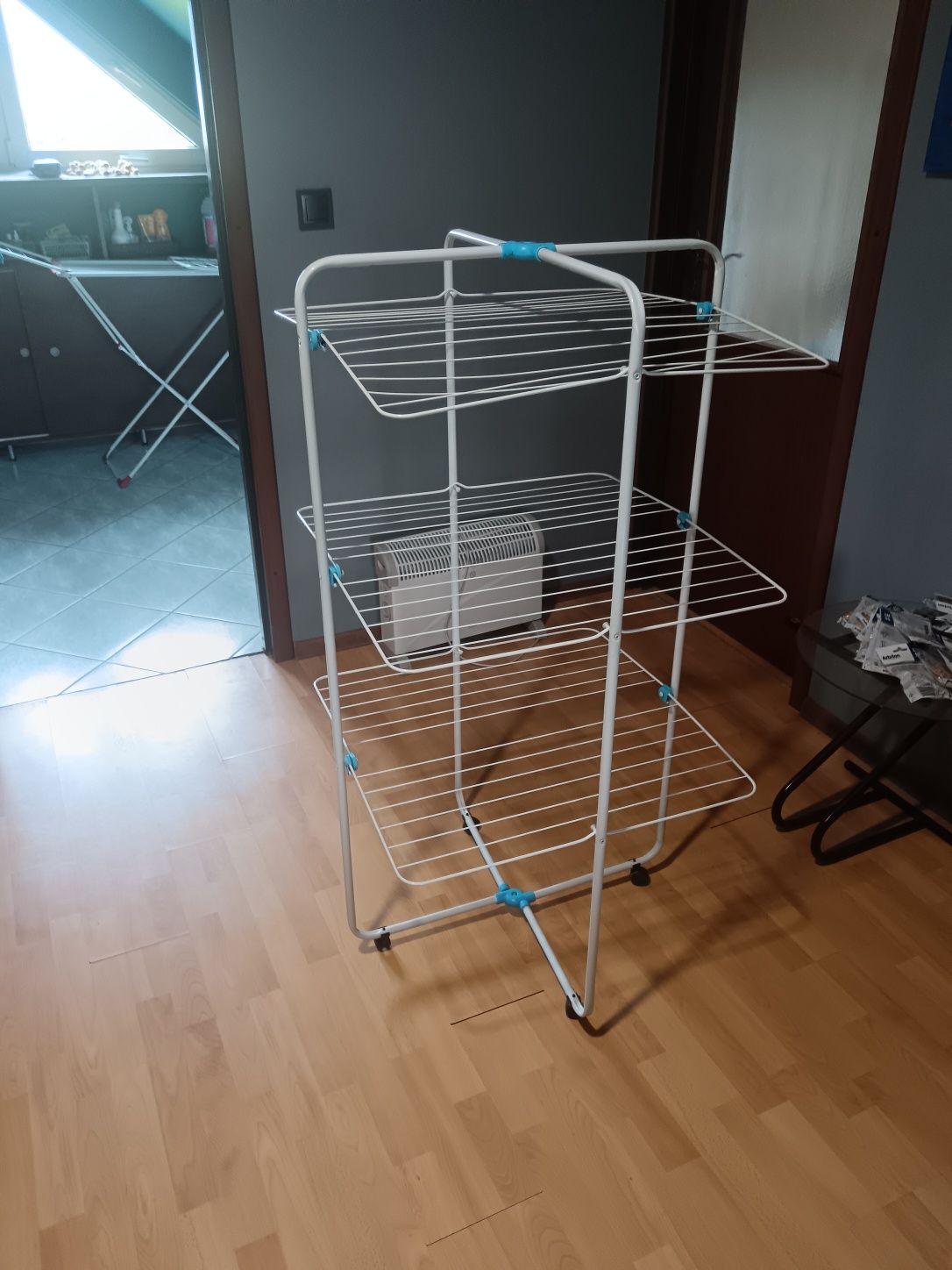 Suszarka na pranie pionowa kwadratowa