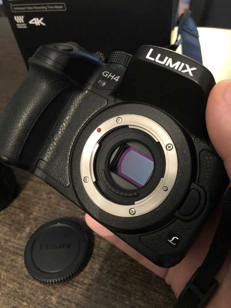 Lumix GH4R + obiektywy + baterie / VLOG-L