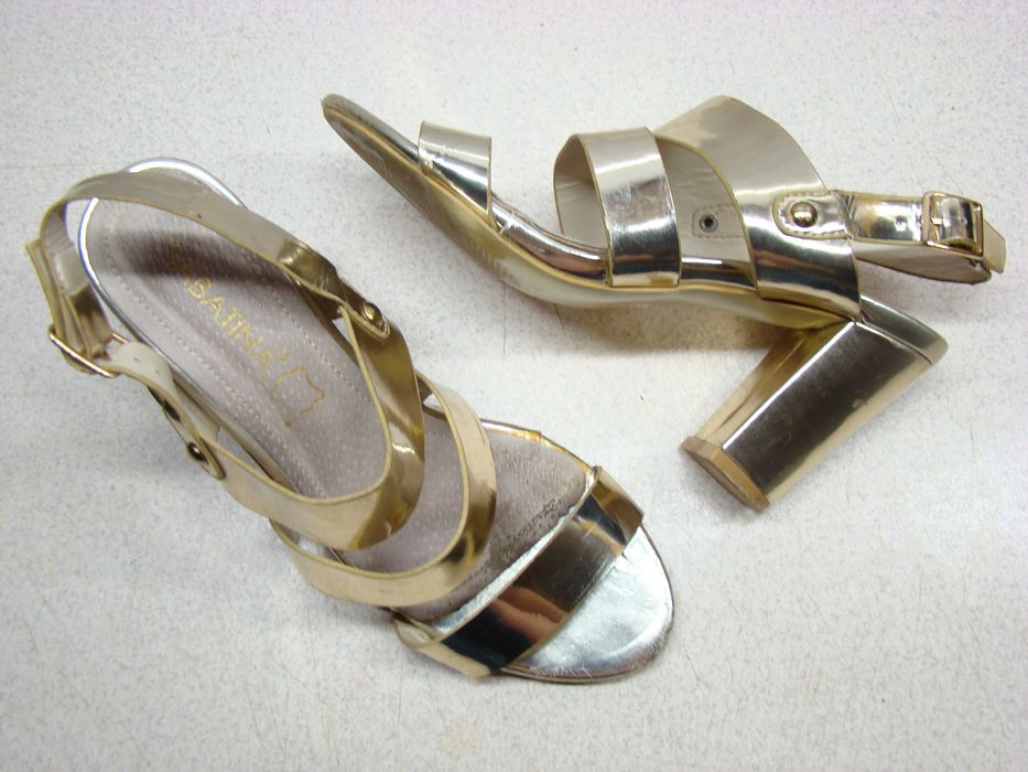 Sabatina złote sandały R. 37 na słupku damskie eleganckie stabilne