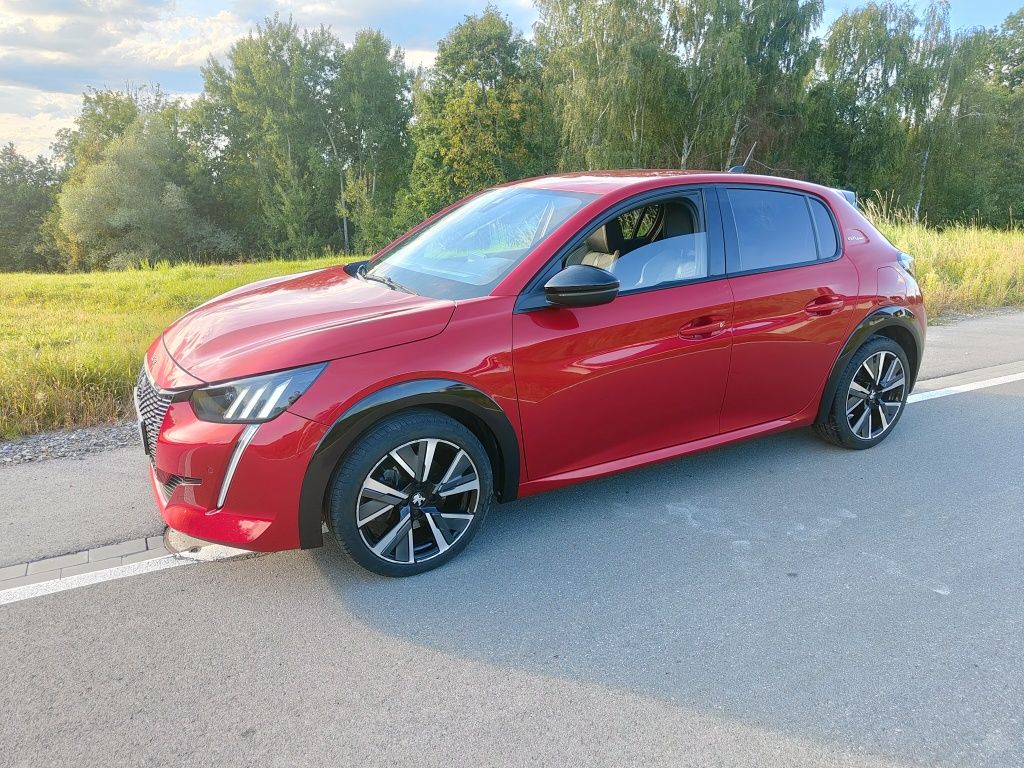 Peugeot 208 GT line 20021 1.2