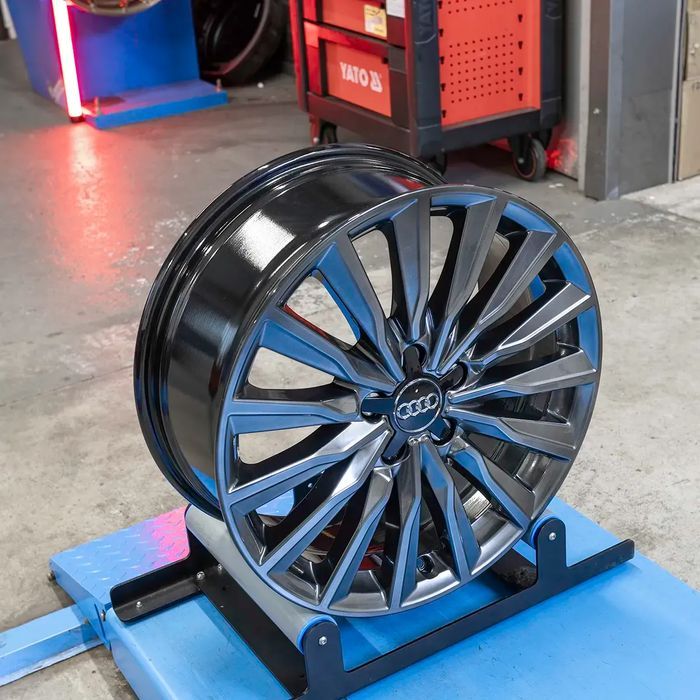 Oryginalne Felgi Audi 18 A3 A4 A6 A8 Q2 Q3 TT