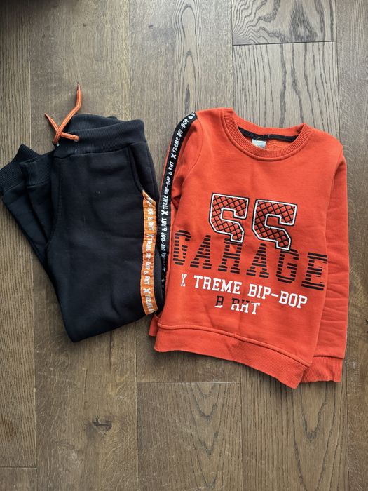 Детский спортивный костюм