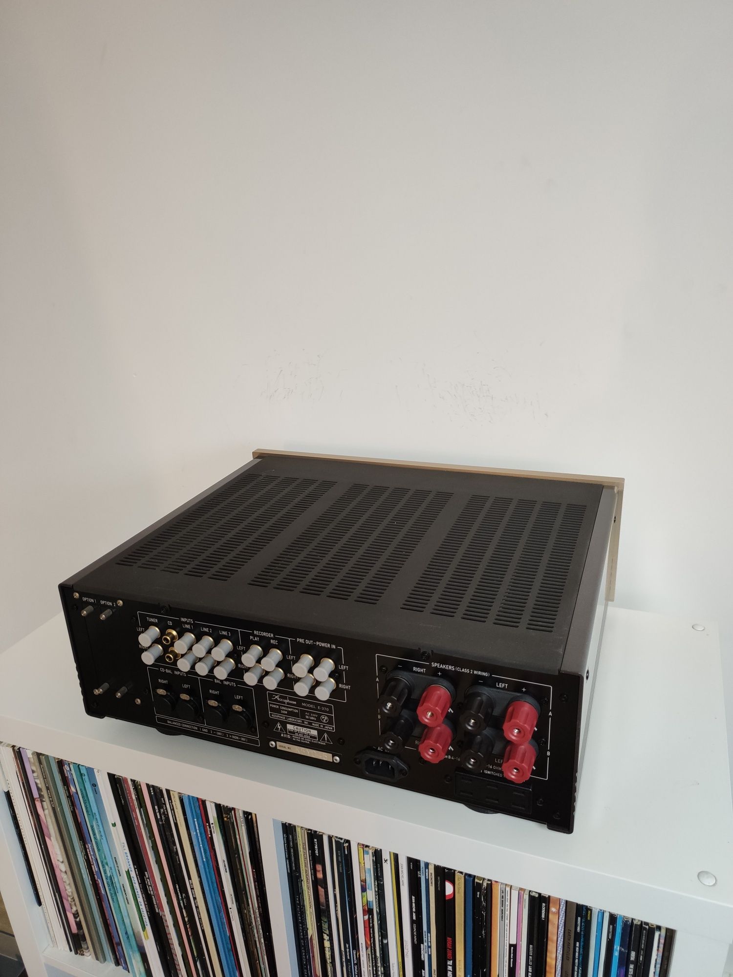 Wzmacniacz zintegrowany Accuphase E-370