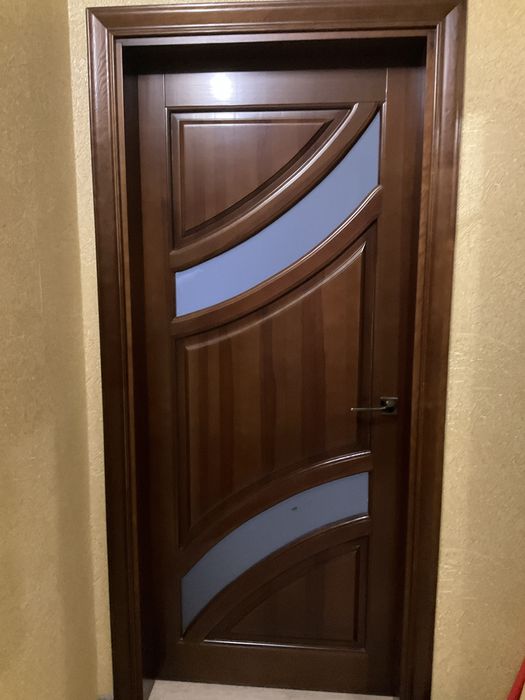 Акція, Двері дубові з масиву дуба,  сосни, виробник   вул Зелена, 51.