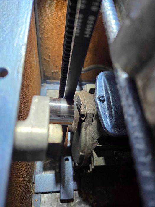 Heblarka z napędem elektrycznym