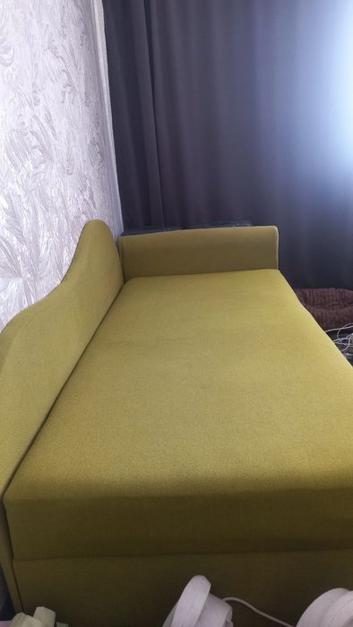 Диван полутора спальный в хорошем состоянии