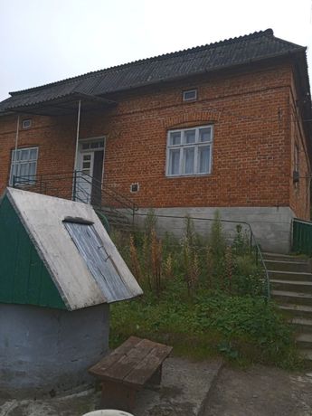 Будинок в селі Підкамінь , Івано -Франківська область
