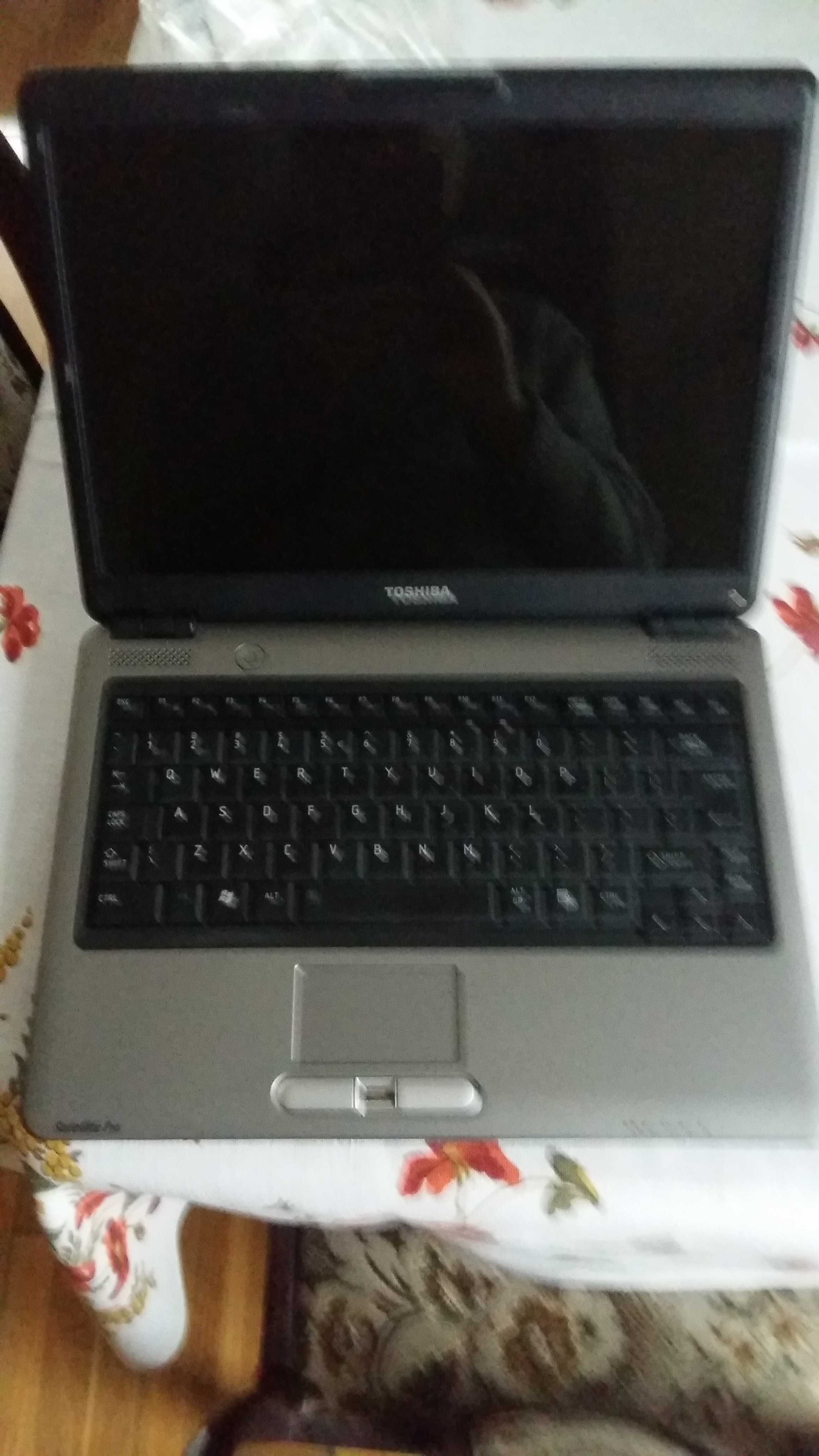 Laptop Toshiba satelite PRO U400 - na części.