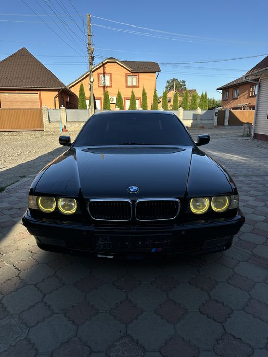 Bmw e38 740i 4.4