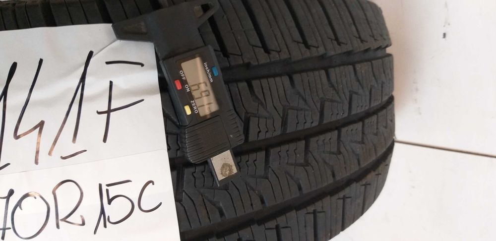 Szt4141F Sztuka 225/70R15C Continental VanContact 4Season dot.3720