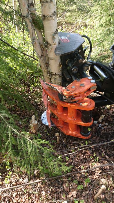 GŁOWICA Ścinkowa do drewna koparka Yanmar Volvo Kubota JCB ścina krzak