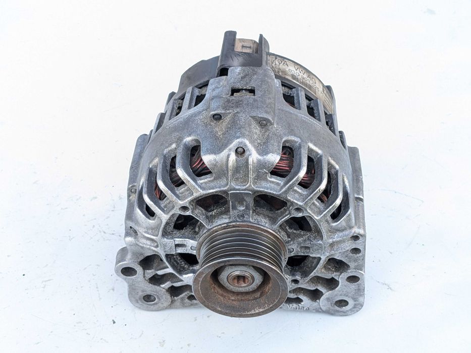 Генератор Skoda Fabia Rapid Roomster / VW Polo Fox / Seat - 1.2 / 70A
