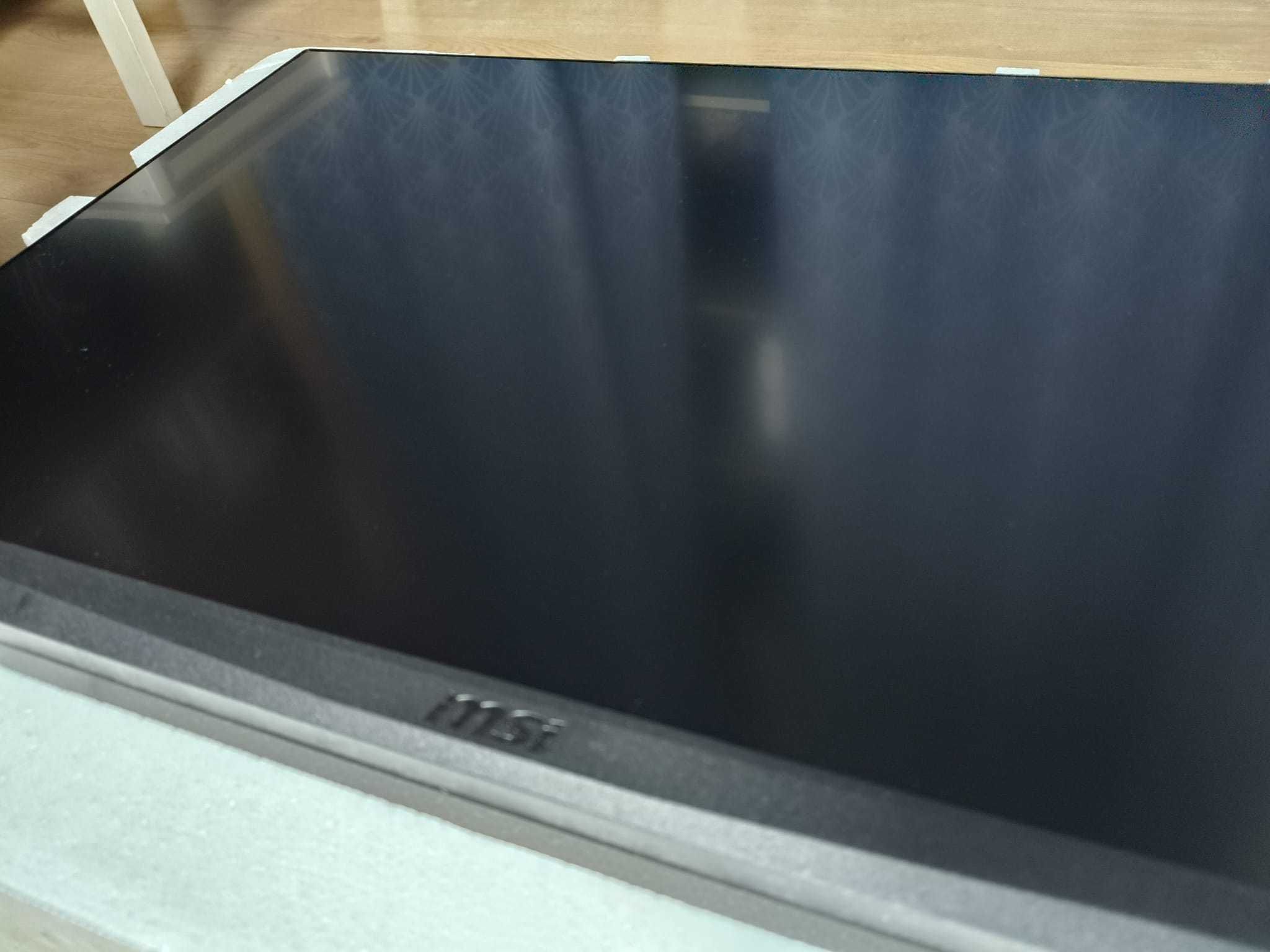 Komputer Gamingowy + monitor 27" 2K