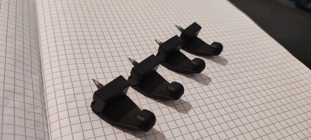 Гачки шторок Пасат б6 крючки шторок пасат Б6 б7 гак карти кріплення