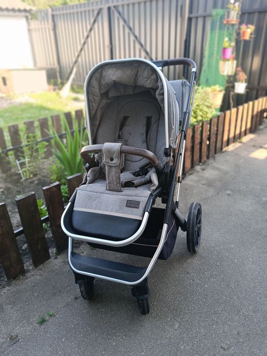 Коляска CARRELLO Aurora 2 в1.