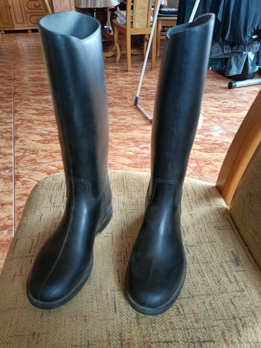 sprzedam buty do jazdy konnej